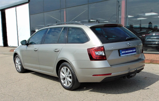 Skoda Octavia cena 74900 przebieg: 79360, rok produkcji 2018 z Orneta małe 379